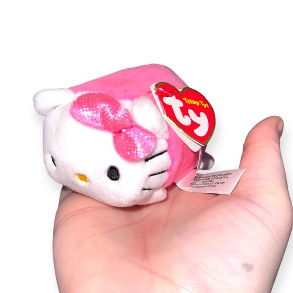 Hello Kitty Teeny Ty’s - Picture 6 of 7